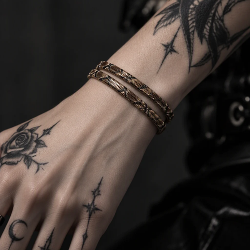 Snakelace – The Viral Snake Necklace